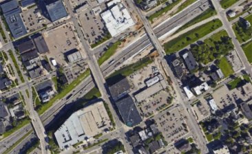 One of Michigan DOT's new principles for its I-94 project in Detroit is to improve walking and biking access on the bridges that cross over the sunken highway. Photo: Google Maps