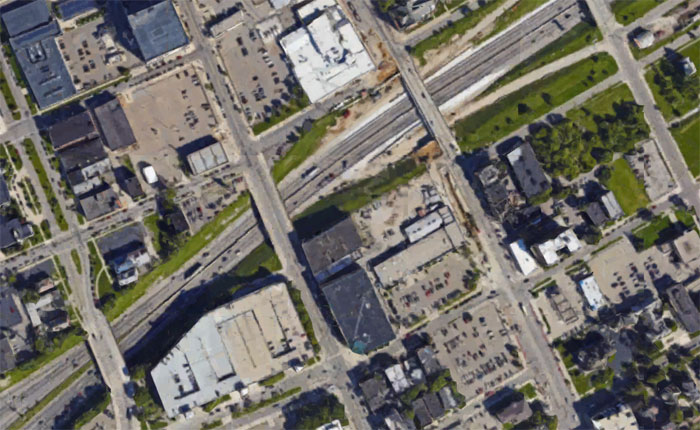 One of Michigan DOT's new principles for its I-94 project in Detroit is to improve walking and biking access on the bridges that cross over the sunken highway. Photo: Google Maps