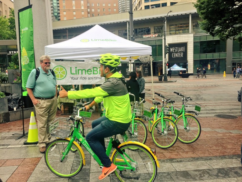 Privately-financed services LimeBike (above) and Spin are proving that people will use bike-share in Seattle, where the city-run system flopped. Photo: Seattle Bike Blog