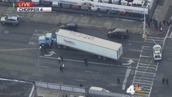 Large trucks are especially dangerous on city streets, and the Trump administration wants to roll back rules to prevent drowsy big rig driving. Image: Photo: WNBC via Daily News