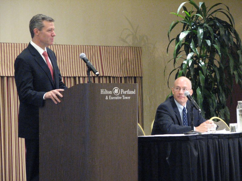 AASHTO leaders want Congress to allocate the same 80-20 ratio for highways and transit with no way to measure whether the roads are any safer.