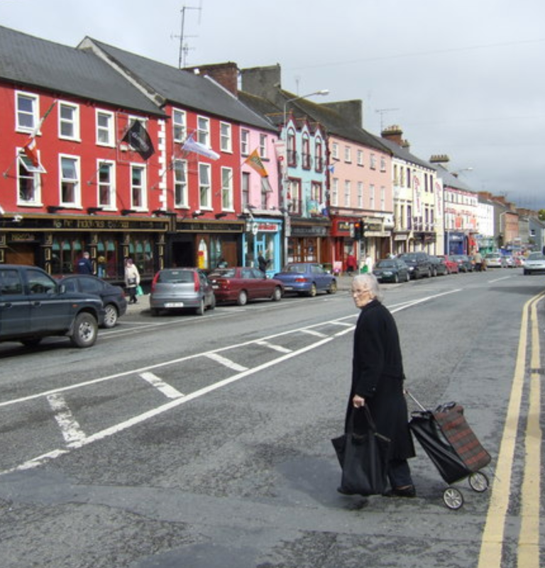 Source: <a href="https://commons.wikimedia.org/wiki/File:Main_Street_Carrickmacross.jpg" Wikimedia Commons