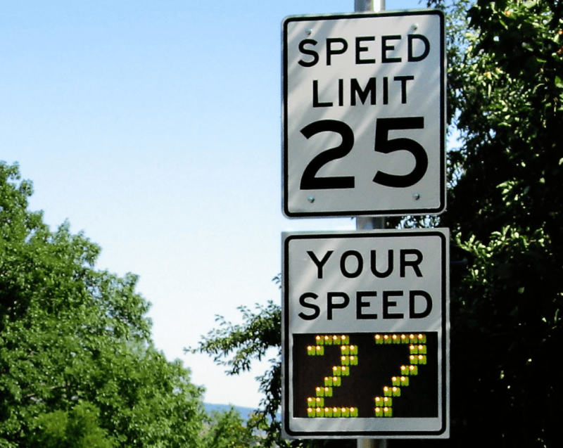 The MUTCD is part of the reason why American speed limits are set based on how fast drivers feel compelled to go, and not how fast they should go to protect vulnerable road users. Image: Richard Drdul via Creative Commons