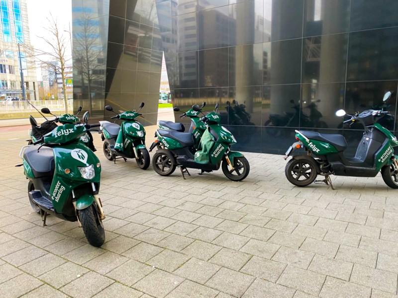 A shared electric moped fleet in Rotterdam, Netherlands. Image: Constantin Müller, CC